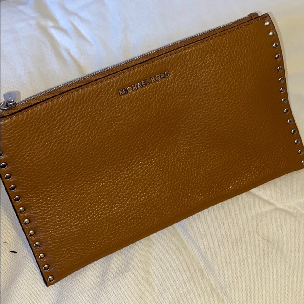 Michael Kors wristlet